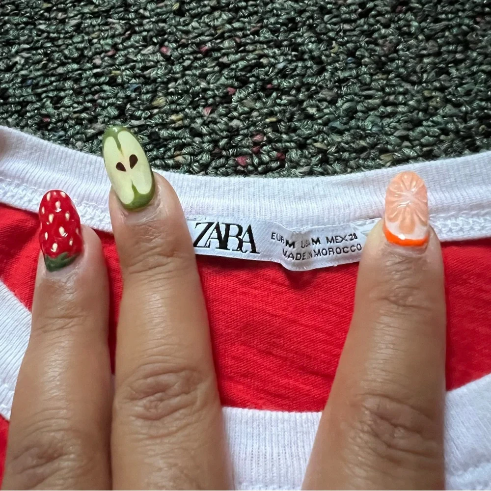 ZARA Red & White Varsity Baseball Graphic Short-Sleeve Ringer T-Shirt Shirt sz M - Picture 15 of 16